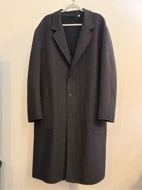 Uniqlo Men's Long Wool blend  Trench Coat in Dark Charcoal
